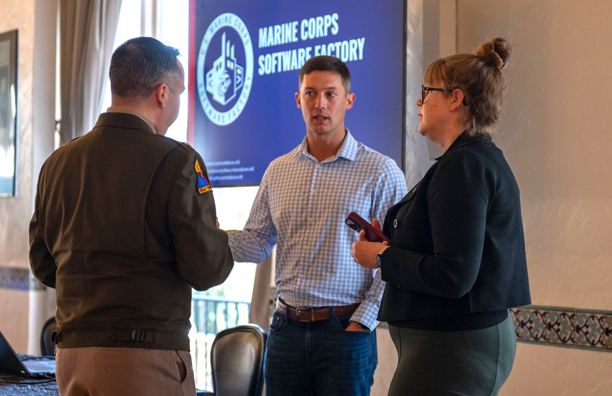 NPS_Monterey's tweet image. ICYMI, Converge @ NPS brought 30+ potential #industry #partners to campus for a series of student pitches, panel discussions with SMEs, and more - all focused on transitioning capabilities at the pace demanded for today’s warfighters. @USNavy @USMC

More: linkedin.com/feed/update/ur…