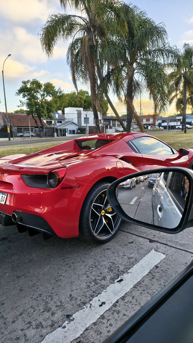 Le iba a picar,pero no lo quise dejar pegado.