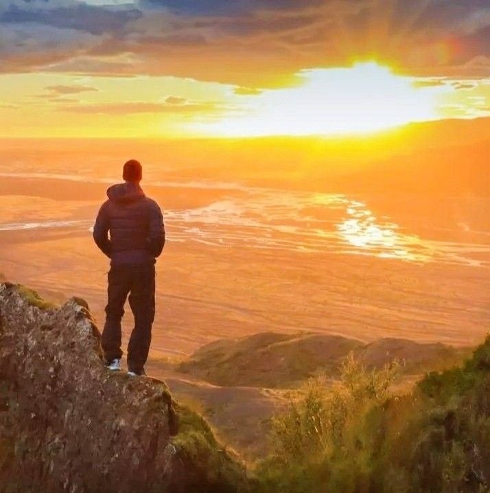 "Life is a gift from God. 
Enjoy every moment of it."

Good morning X friends ✨☕