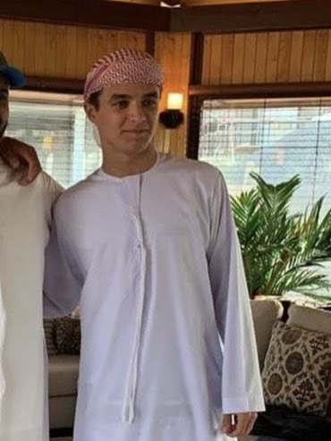 oscrossiant's tweet photo. ramadan mubarak to my muslim oomfs 😇 https://t.co/3scsHTpZfN