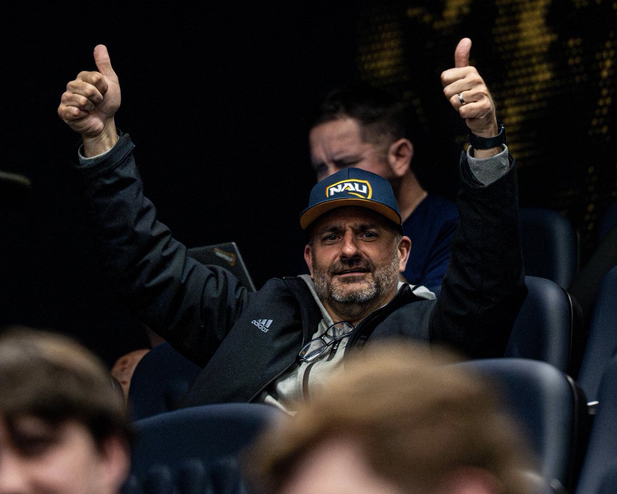 Karaoke Night was <a href="/Coachbwright4/">Brian Wright</a> approved 👍

#RaiseTheFlag | #7KBuilt