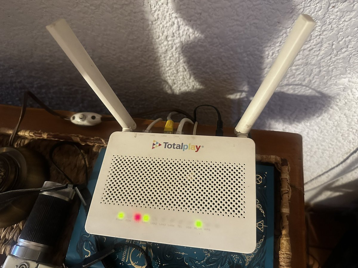 MrAlgrog's tweet photo. @totalplaymx  Hola totalplay tengo un problema  de conexión de Internet no funciona mi red y no tengo el servicio de tv. Espero su respuesta. Gracias https://t.co/tiLLMI1Rsc