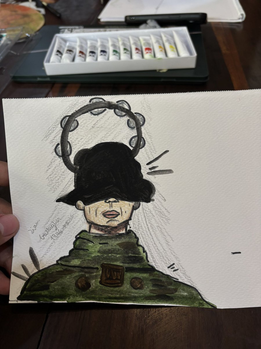 carlosljg's tweet photo. Hey, Liam. My 10-year-old cousin drew this godlike picture for you. I hope you like it #LiamGallagher #OasisLive25 @liamgallagher https://t.co/wLlv1jHtyb