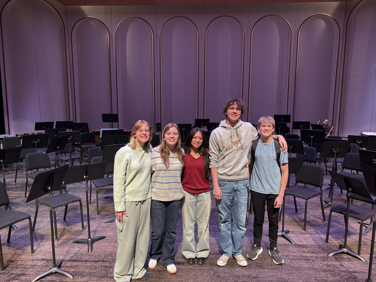 Mead HS Bands tweet media