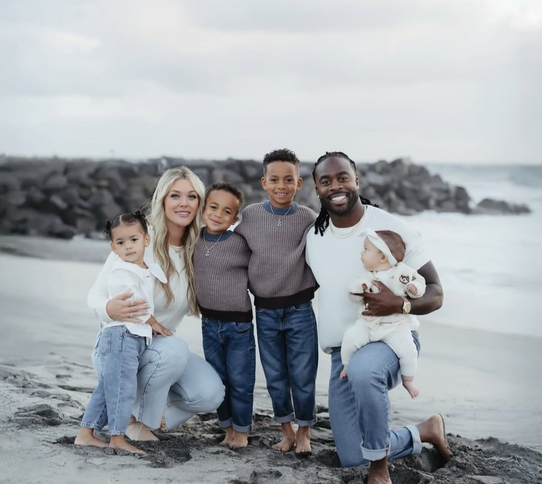 <a href="/martinez_clips/">Martinez Politix</a> I see a wetback who just crawled out of the Rio Grande has come out of hiding from ICE for a few minutes to show off his malignant case of "Inferiority Complex Psychosis" he caught from Body Bag Brad‼️