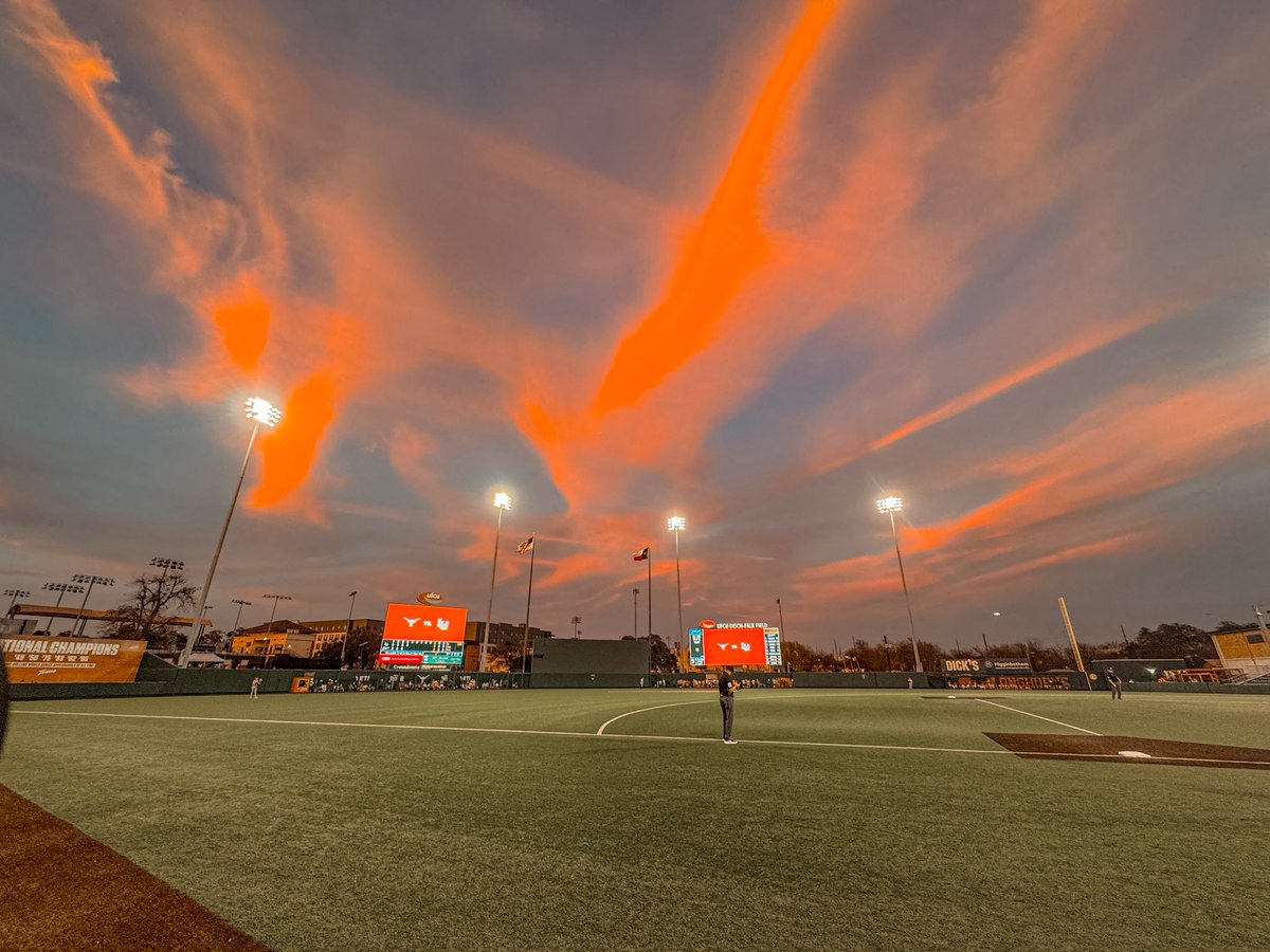 Baseball Sunsets are back.

Life is good.