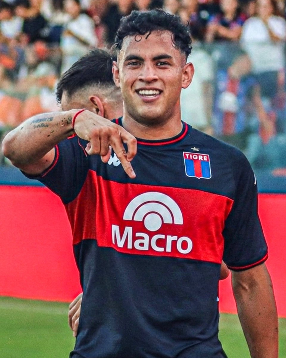 🐯🔝 Tremendo arranque de año de DAVID ROMERO con la camiseta de Tigre

👉 El delantero acumula 7 participaciones directas en GOLES en 6 partidos disputados:

⚽️ GOL vs. Belgrano.
⚽️ GOL vs. Racing Club.
⚽️🅰️🅰️ GOL y 2 ASISTENCIAS ante River Plate.
⚽️ GOL ante Aldosivi.
⚽️ GOL