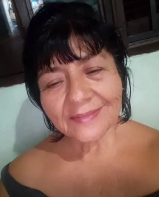 Lamentamos mucho informar, que fue localizado el cuerpo de Ramona Medina, de 65 años, quien había desaparecido en Termas de Río Hondo, Santiago del Estero. Estaba desmenmbrado y calcinado, en un terreno cercano al cementerio local. Hay un detenido por el femicidio. QEPD Ramona😢