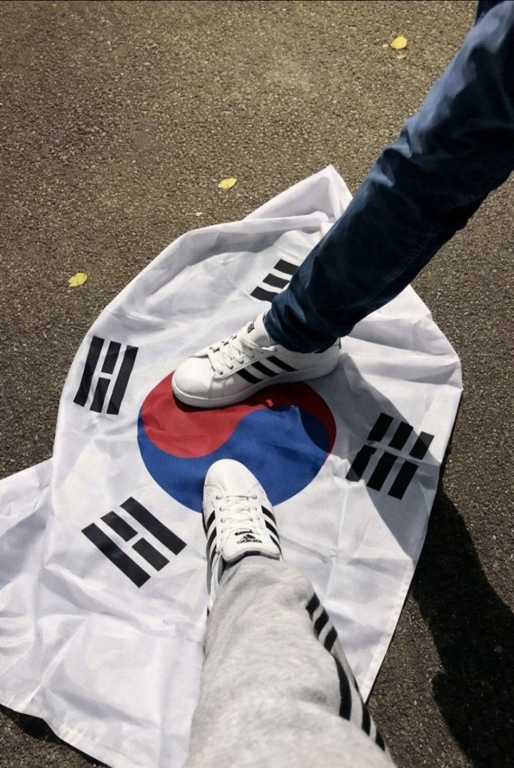 AziziSyifa92598's tweet photo. @Sein5141 boykot korean's https://t.co/WSHe59IoGI