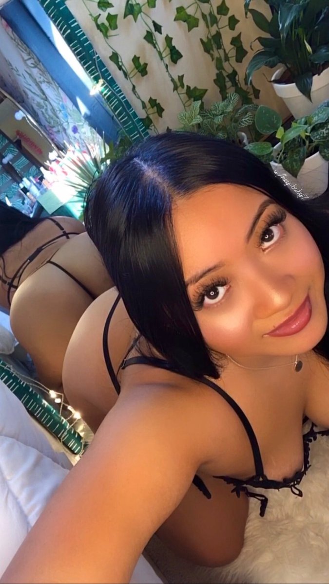 ONLYFANS.COM/heybabyant