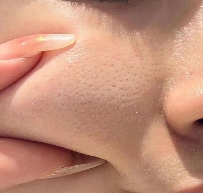 ilonaraa tweet media