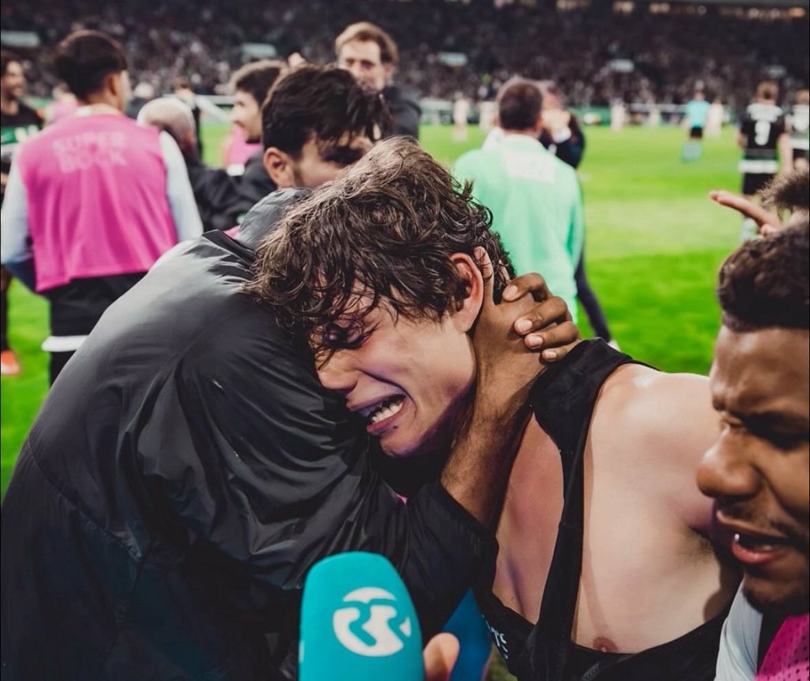 Eu a ver o mundo a conhecer o verdadeiro Benfica