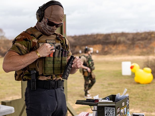 Raise Ur Own tweet media