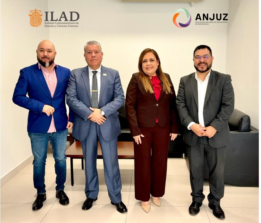 ILADoficial's tweet photo. 𝐏𝐨𝐫 𝐮𝐧𝐚 𝐉𝐮𝐬𝐭𝐢𝐜𝐢𝐚 𝐜𝐨𝐧 𝐫𝐨𝐬𝐭𝐫𝐨 𝐝𝐞 𝐌𝐮𝐣𝐞𝐫.
La  Asociación Nacional de Juzgadoras en Democracia (ANJUZ) e ILAD unen esfuerzos para fortalecer la impartición de justicia en México con una perspectiva de género, humanista y de sororidad. @anjuz_mx https://t.co/uwibm5xW8f