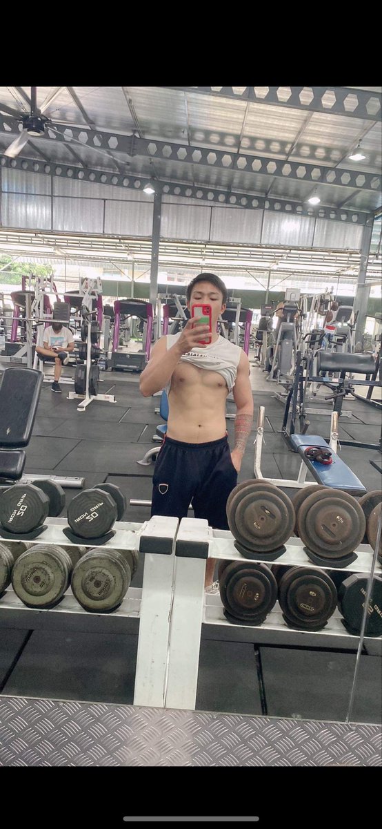 Jonathan tweet media