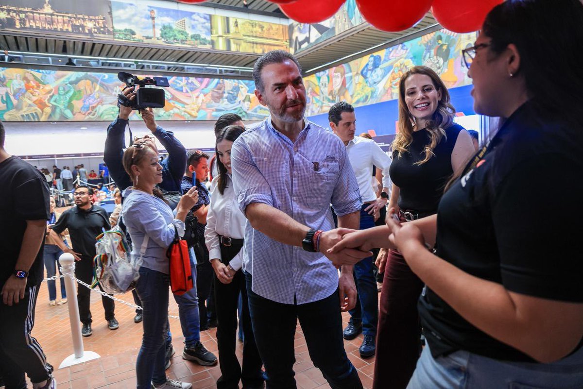 Adrián de la Garza tweet media