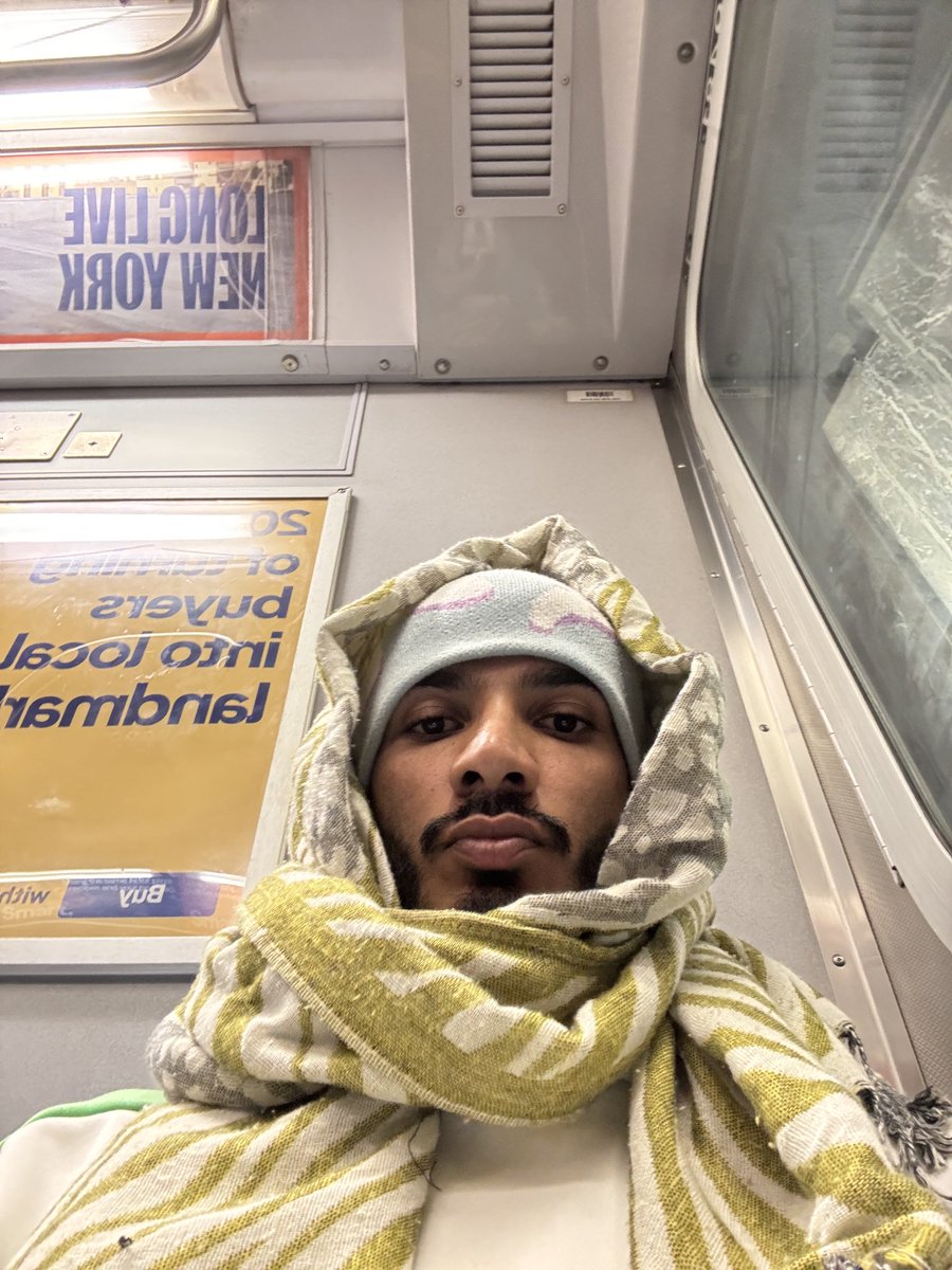 ajbhika's tweet photo. #nyc https://t.co/FHGcKLHLNH