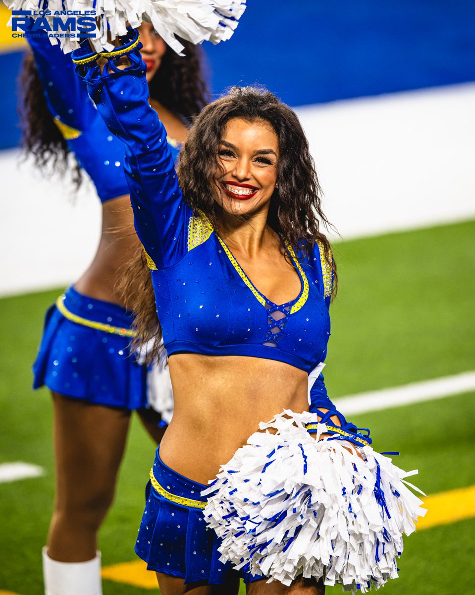 Rams Cheerleaders tweet media