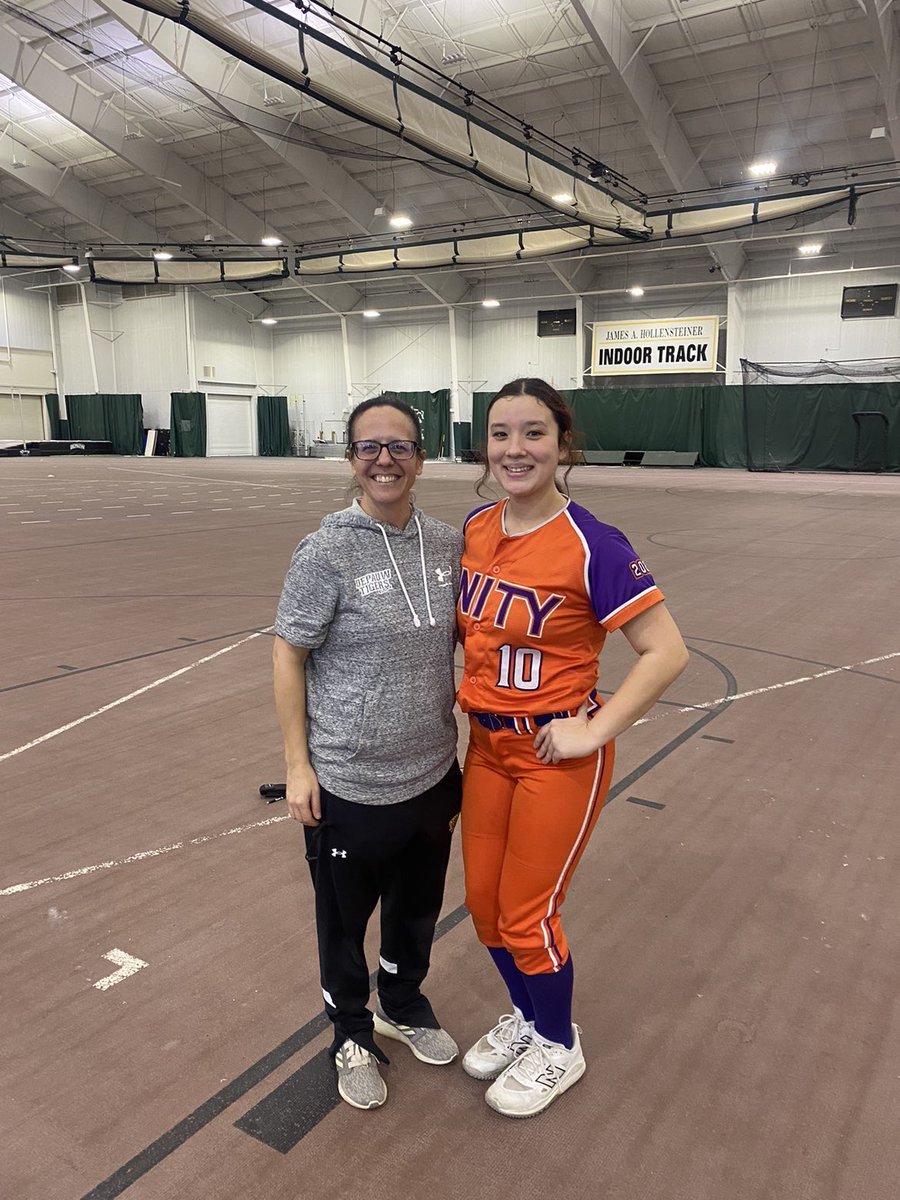 Adleigh.Wh1tler2027 tweet media