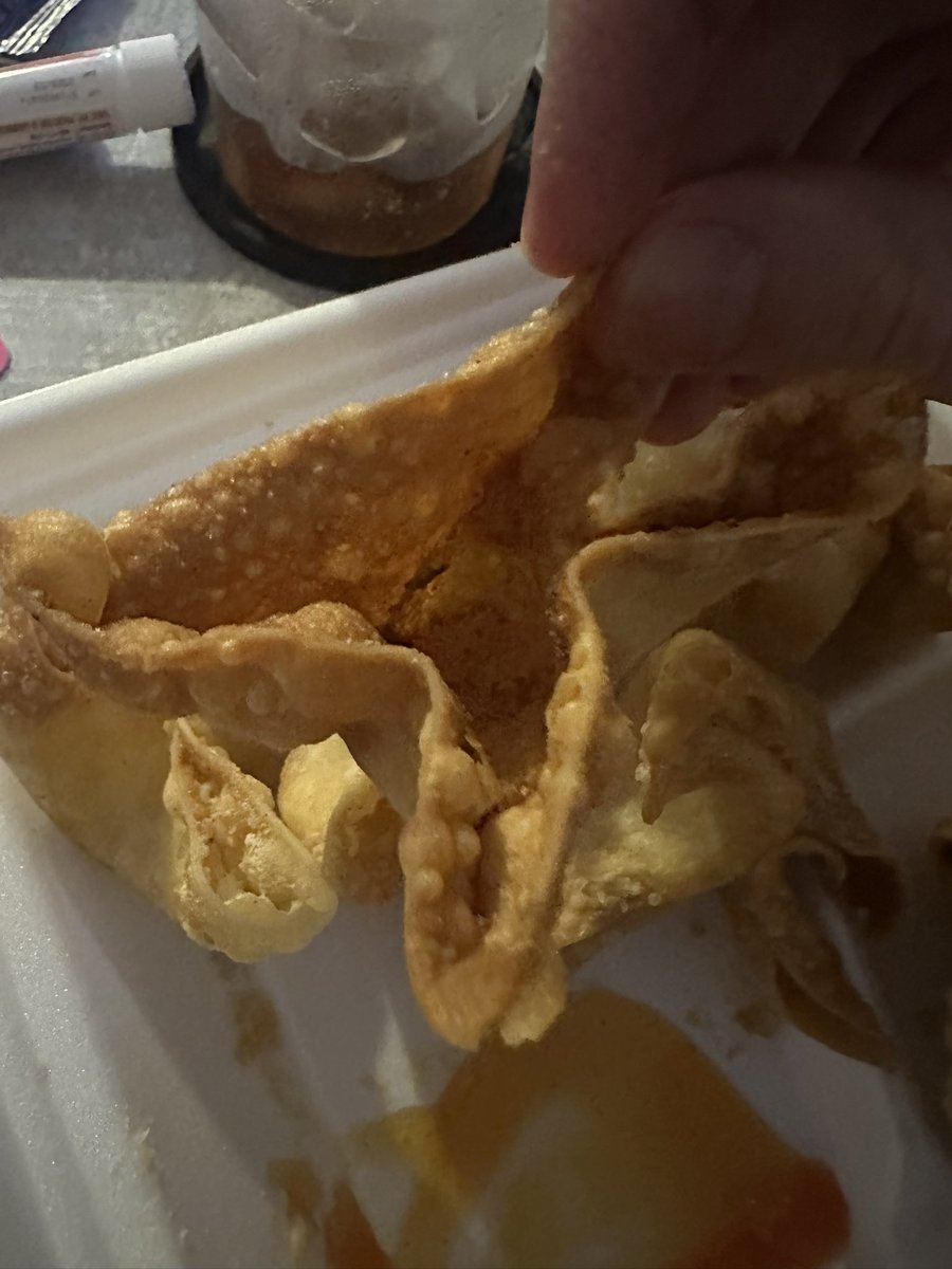CowWarriorz's tweet photo. @PandaExpress …. Did you forget to goon in my crab??? https://t.co/f1eiIHAm8I
