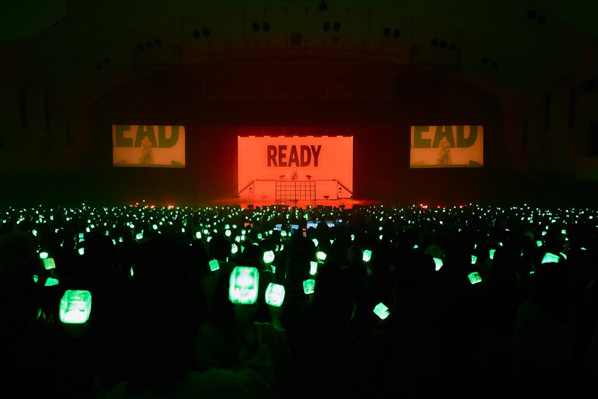 SMTOWNGLOBAL's tweet image. #NCT #태용, 日 첫 단독 콘서트도 전석 매진! 대체 불가 ‘글로벌 존재감’
요코하마 뒤흔든 폭발적인 내공+에너지… 투어 흥행 질주!

naver.me/xtNXYqU5

#TAEYONG #태용 #TY_TRACK
#TY_TRACK_REMASTERED #YOKOHAMA 
#NCT #NCT127