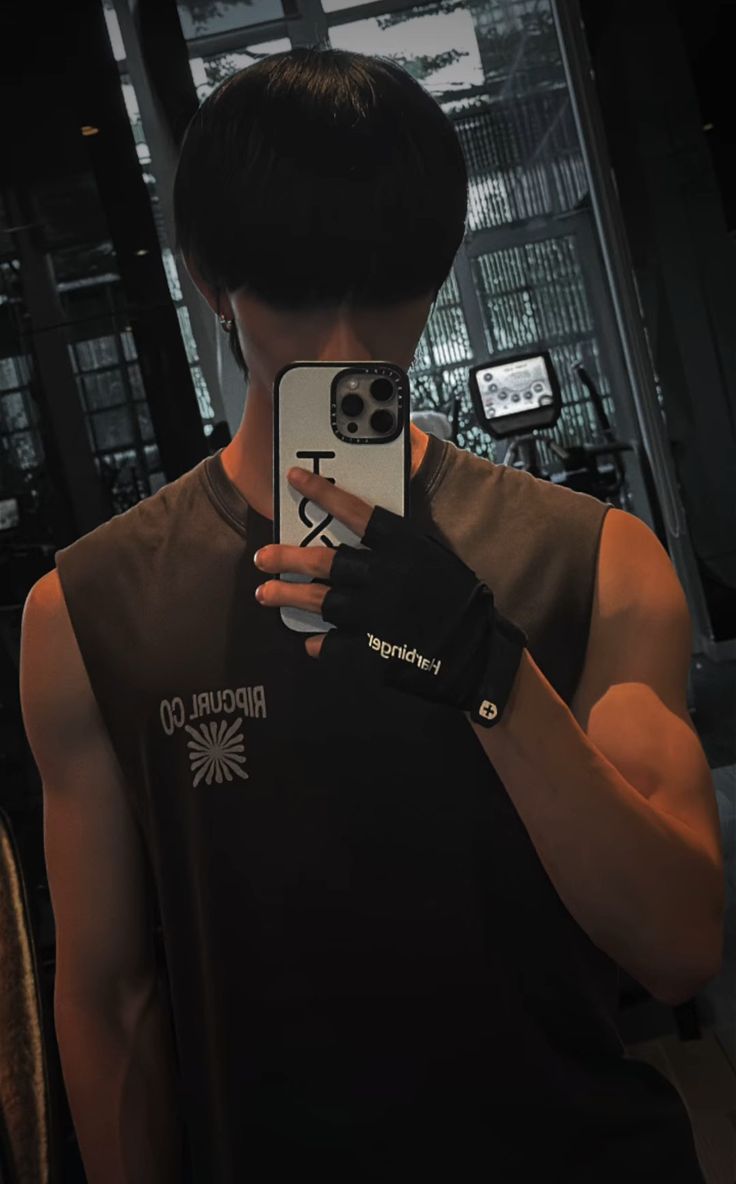 คัj ซojอู 강성우 🩷😗🩶 tweet media
