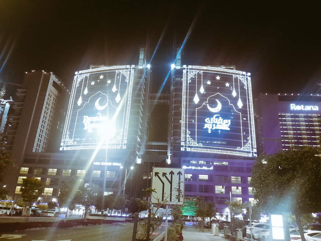 hosneyadel97's tweet photo. اليوم هوا أول أيام شهر رمضان المبارك أعاده الله علينا وعليكم بالخير واليمن والبركات 🫀🇦🇪 https://t.co/9ARzGRTZpt