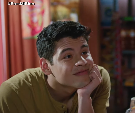 "Dile a David que cuide mucho su rodilla, puede que le pase algo..." AAGHHHH NO LO SOPORTO MÁS!!!! DESAPAREZCANLO PORFAVOR #EresMiBien