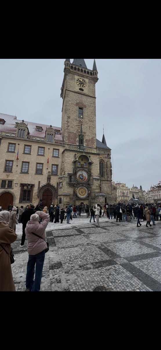 CLOM84's tweet photo. Prague the last few days, fab city. https://t.co/tvQpLIsKwT