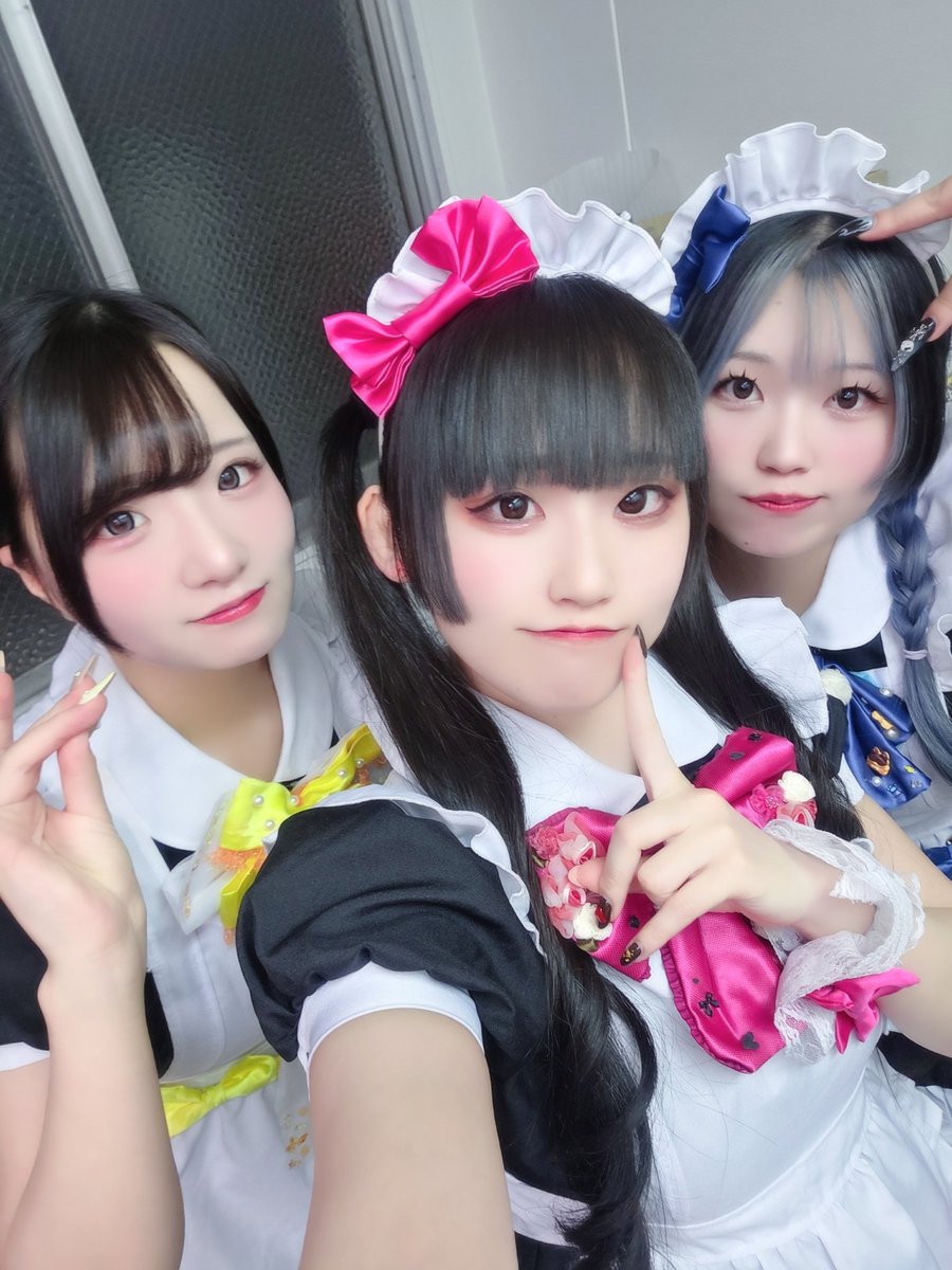 mmum_official's tweet photo. 昨日はFairy−Tales大阪さんにて火曜日から始めよう！ありがとうございました！たくさんの方々に見ていただき熱いライブになりました🔥
しばらく3人でのライブはお休みですが、その間もユニットやソロで頑張ります🥲🙏
次回は2/19(木)北堀江Goldeeさん19:50〜こいしソロです✨
#まめうめ https://t.co/kL64ShA6uL