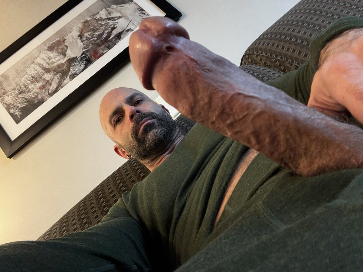 Pierced Muscle 130k+ tweet media