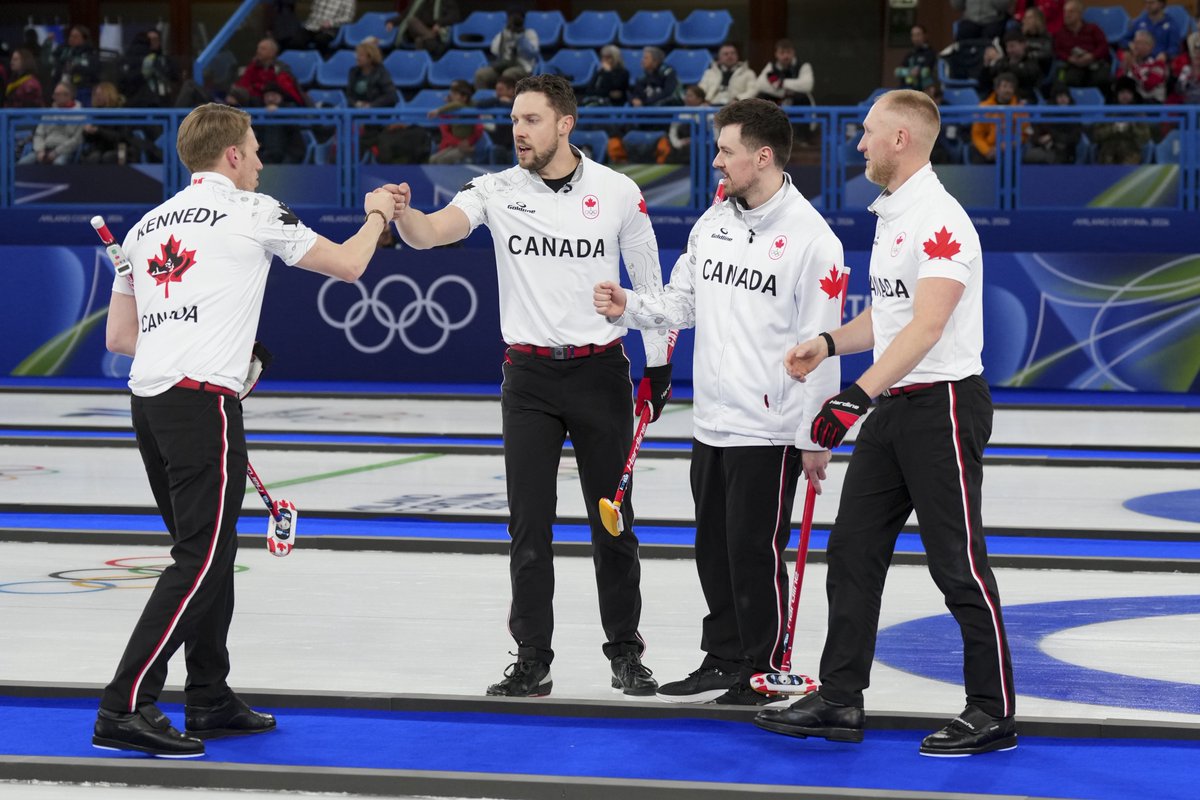 Fired up after qualifying for playoffs! 🙌🏻  A couple of games left in the round-robin before the big weekend. We are ready to give it everything we’ve got for Canada. Let’s go!! 🇨🇦

#TeamCanada #MilanoCortina2026 #Curling

📸: Candice Ward / COC