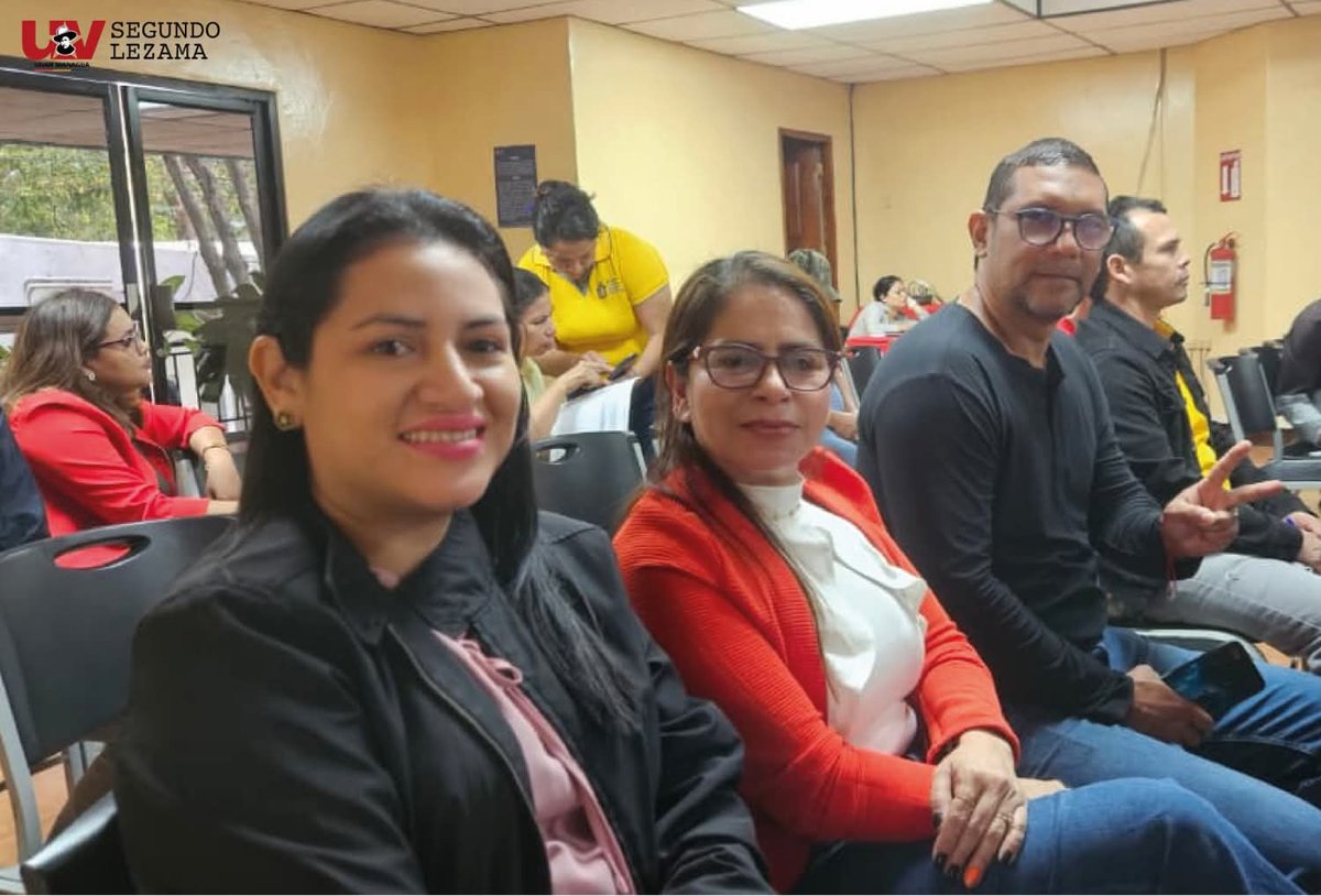13JulioUNANMGA's tweet photo. En coherencia con el modelo de universidad al servicio del pueblo, el Departamento de Extensión y Vinculación de la UNAN-Managua  desarrolló la Conferencia: “El rol de la universidad en el desarrollo comunitario desde la innovación y el emprendimiento”. 
#SomosUNAN https://t.co/dSbOO4lvJB