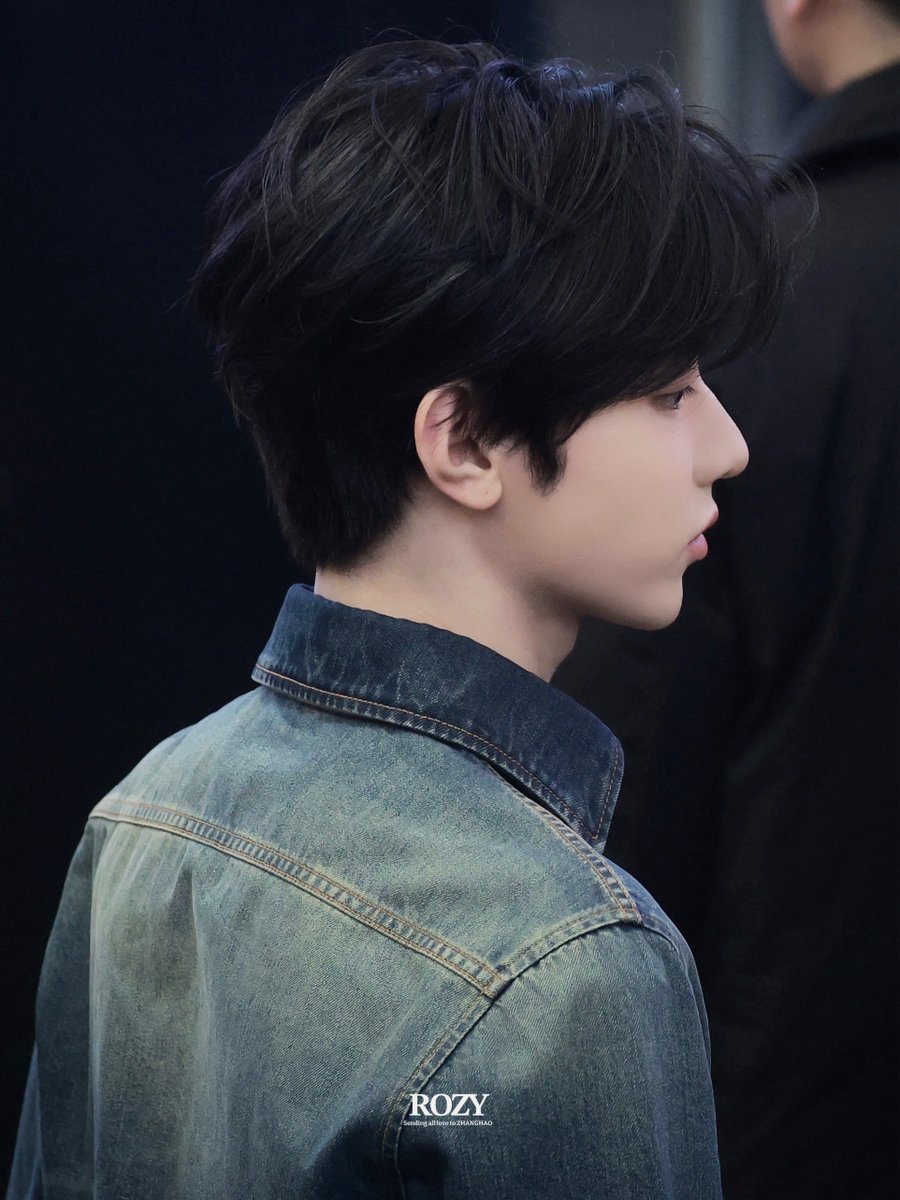 𝐑𝐎𝐙𝐘 tweet media