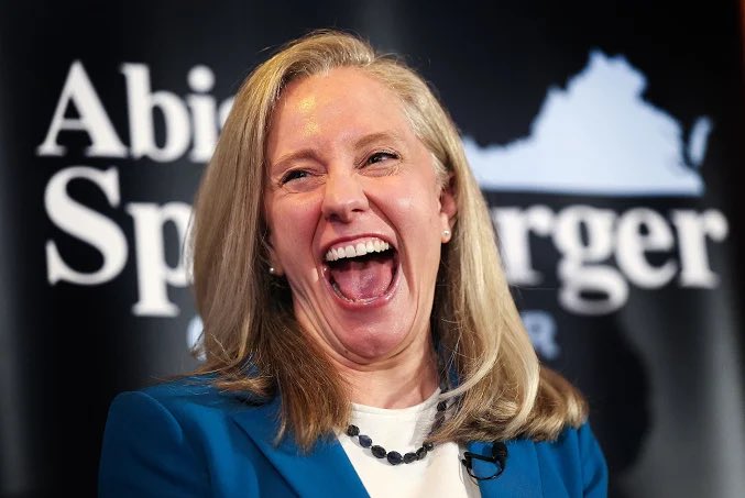 RobertJohnDavi's tweet image. What a lying propagandist looks like 
Abigail Spanberger 
She lied to the American people last night ! A cia operative for years she is as deep state as you can get -