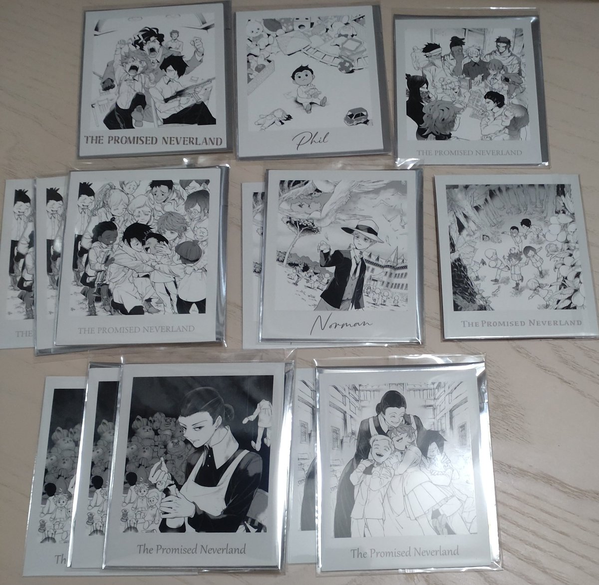 梨@取引用 tweet media