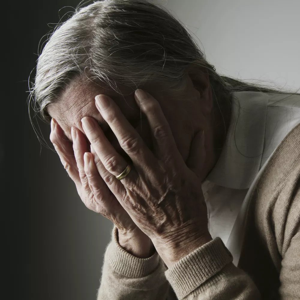 🚨: La douleur de perdre un être cher est désormais reconnue comme un trouble médical, et non simplement comme une réponse émotionnelle normale.