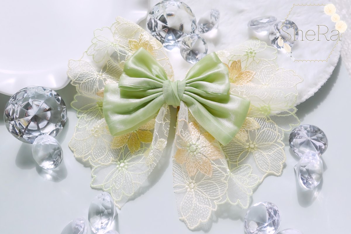 レースリボンのポニーフック新作 🎀イエローフラワーガーデン