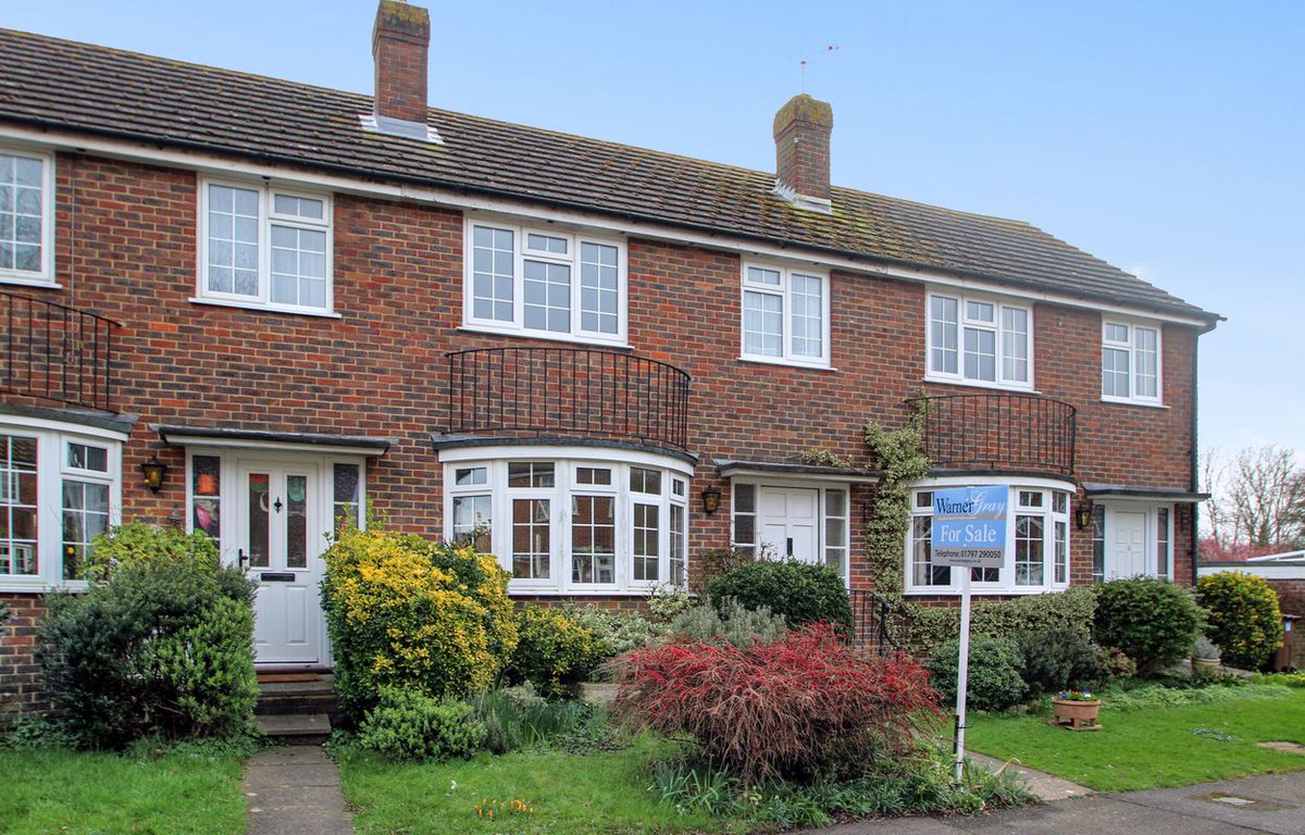 At North Salts, Rye, East Sussex is a lovely three-bed home waiting for it's next chapter. Close to the town yet very quiet, could this be the one for you? Speak to WarnerGray estate agents in Rye for further details. warnergray.co.uk #warnergray #rye