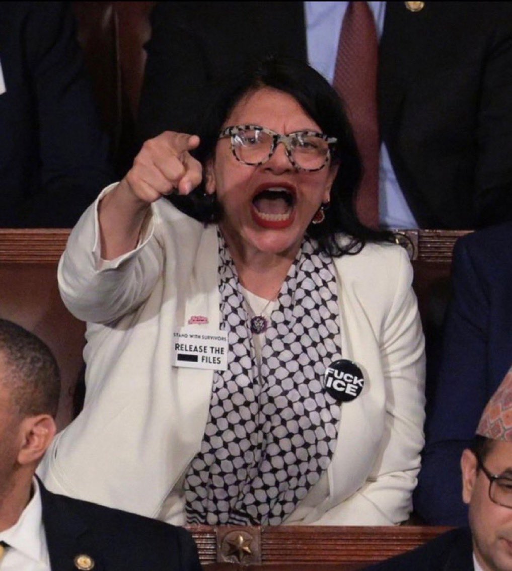 Filthy animals. 

Show me one Republican who ever behaved this way during a SOTU.

Get these pigs out of Congress. They turned it in to a circus!