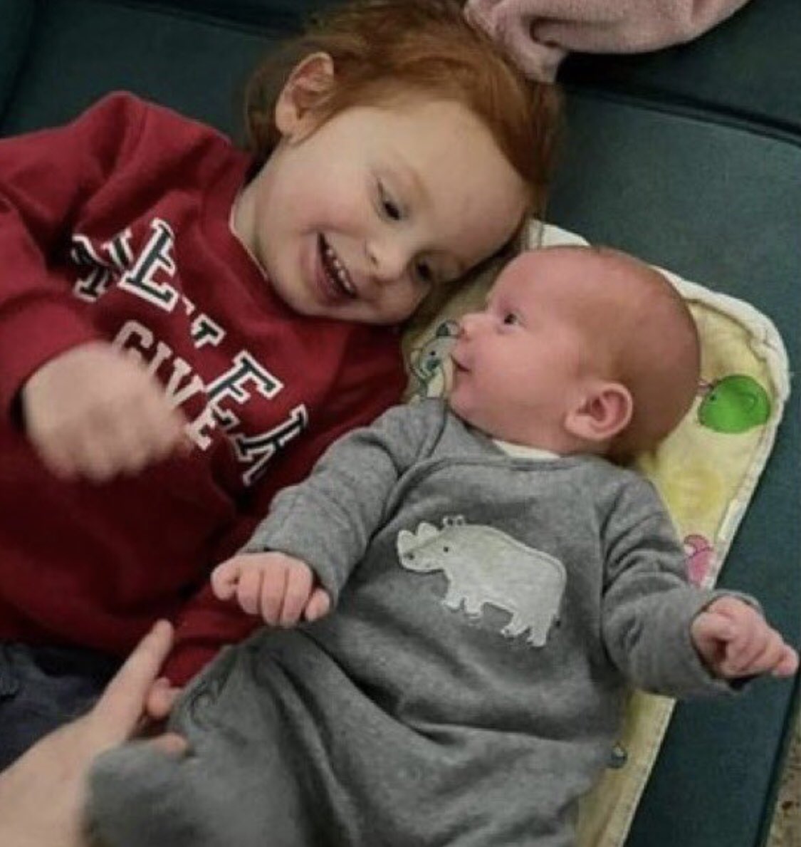 sol8358's tweet image. En souvenir des obsèques de Ariel, Kfir et Shiri Bibas 🙏🥲