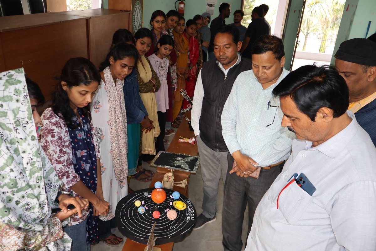 BibiColleg60854's tweet photo. #artcarnival आज दिनांक 25 फरवरी 2026 को बीबी फातमा टीचर्स ट्रेनिंग कॉलेज बिक्रमपुर बांदे, समस्तीपुर में कला शिक्षक मो. सुलेमान के निर्देशन में आयोजित तीन दिवसीय कला महोत्सव का समापन हुआ । https://t.co/PjzyON3vAa