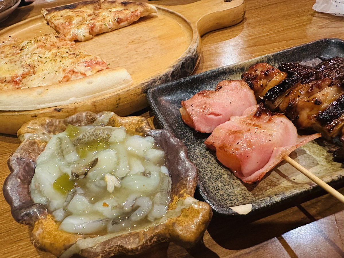 食べかけだけども今日も
お疲れ様です🍻✨✨

PTAやったけど役員は免れた☺️☺️