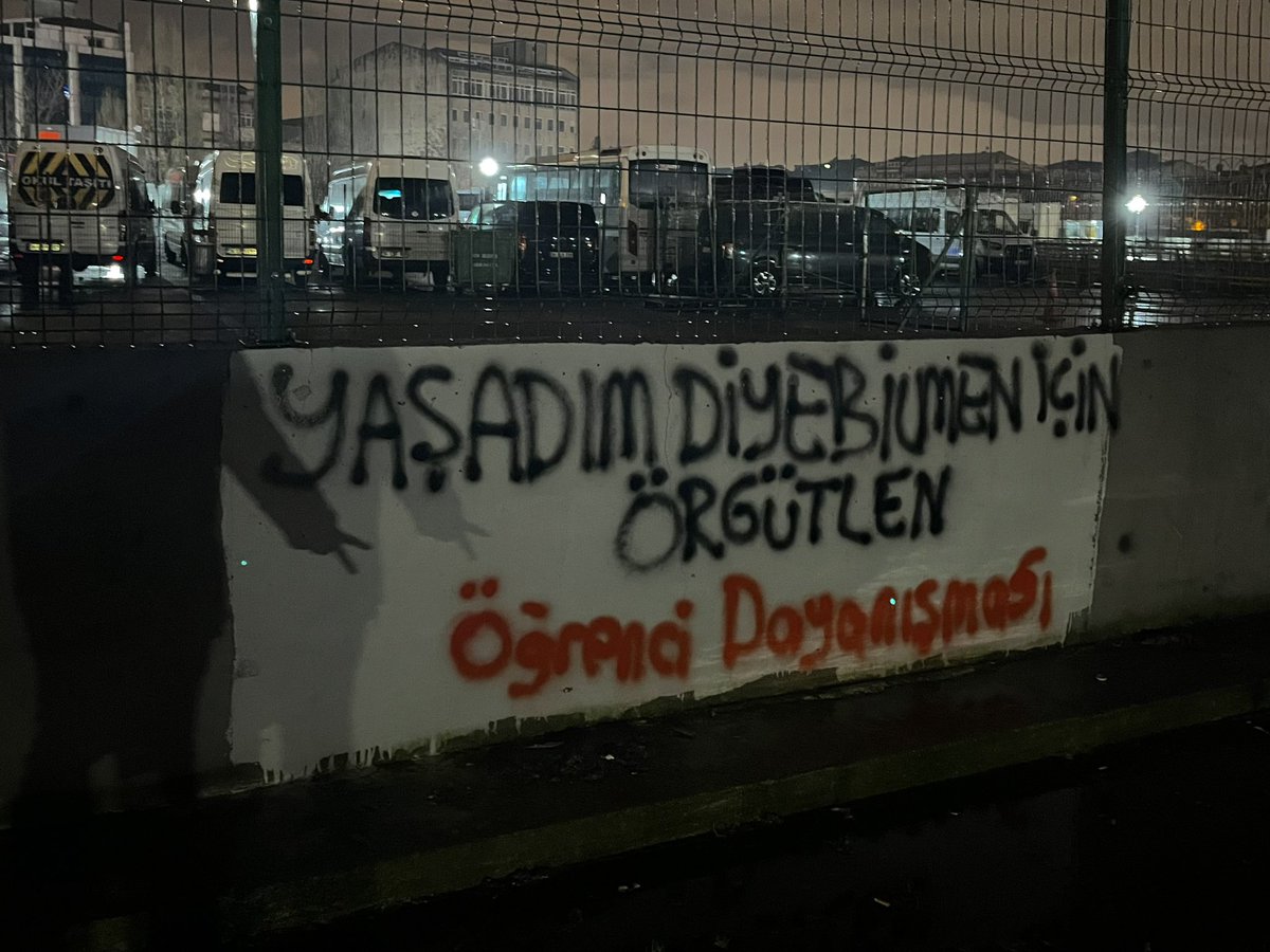 Yaşamın ve mücadelenin akışını durdurmaya çalışanlara karşı örgütlen✌🏼