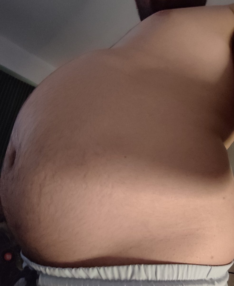 Maxballoon97 tweet media