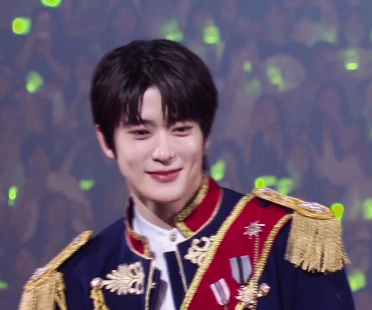 uncond1t10na1's tweet photo. 정재현. https://t.co/l6U0XWgYqI