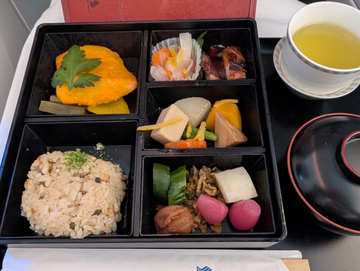 リン２ tweet media