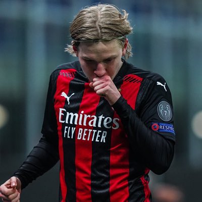 #redbirdOUT tweet media