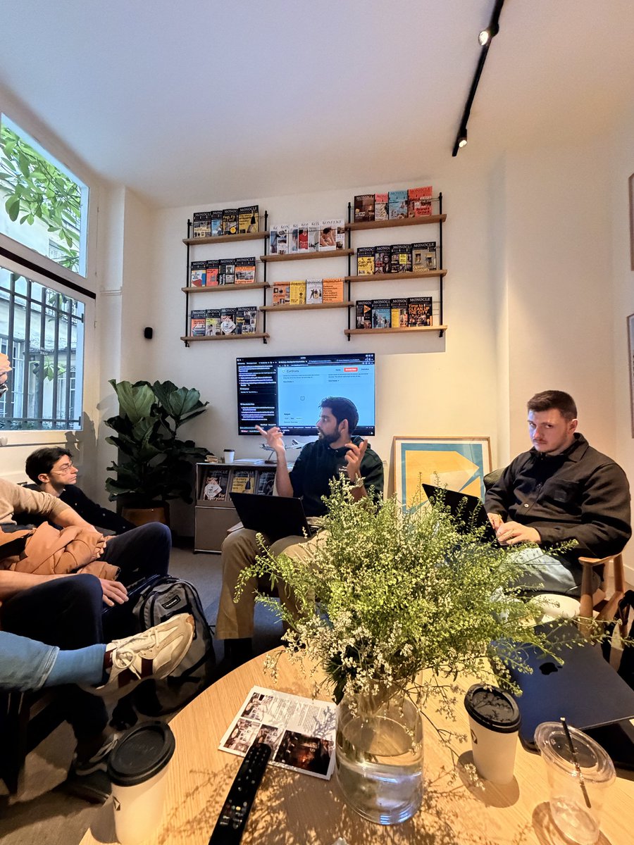 Alex. Delivet tweet media