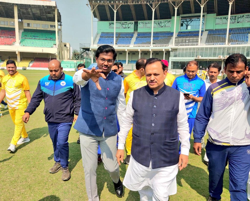 Commissioner Kanpur tweet media